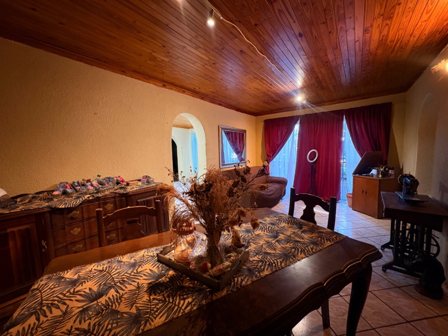 3 Bedroom Property for Sale in Elandia North West